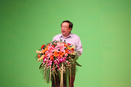 国台办回应近期两岸交流热点：大潮向前不停不断